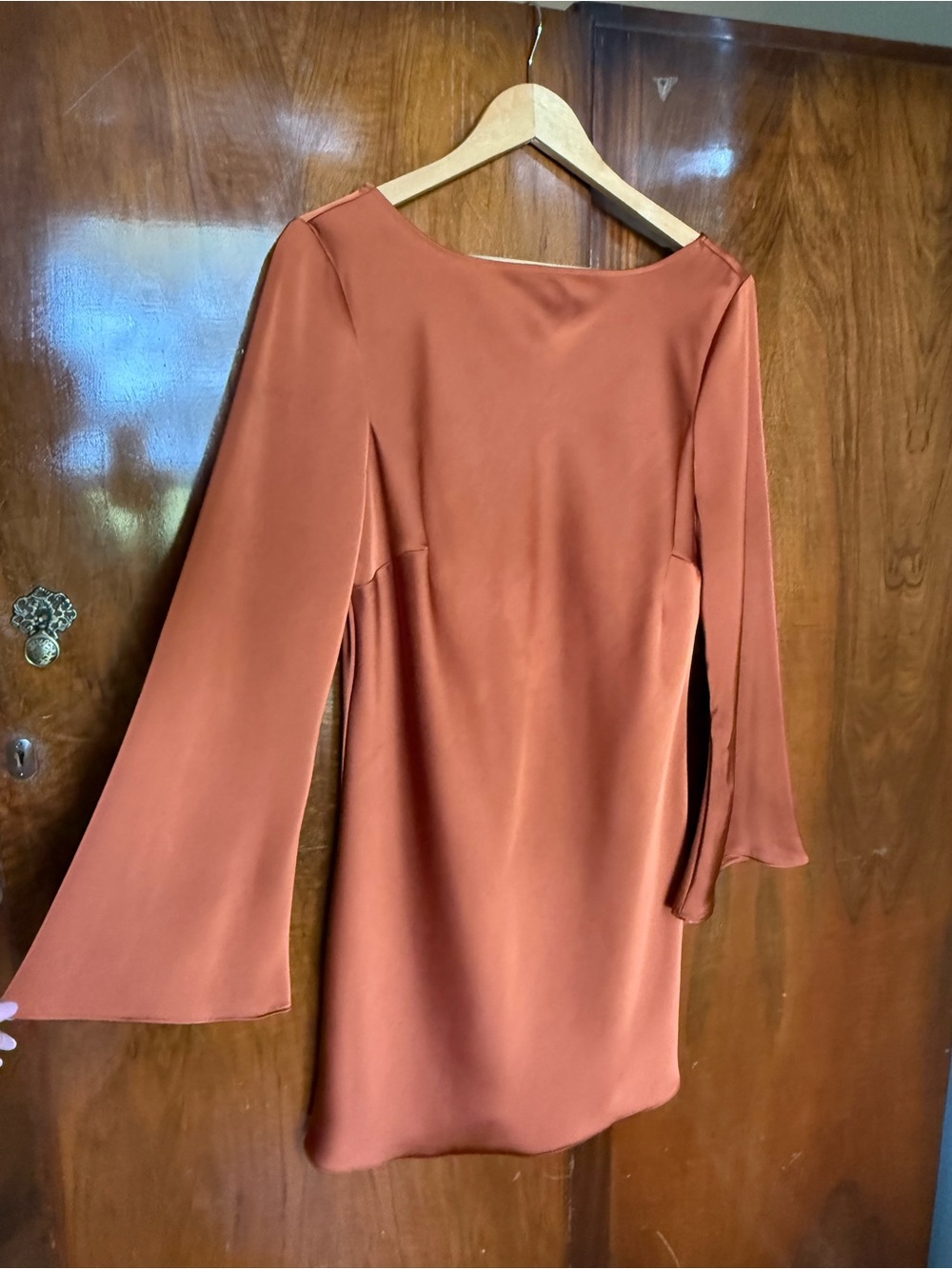 Gianni Bini Size 12 Rust Satin Long Sleeve Open Back Mini Dress